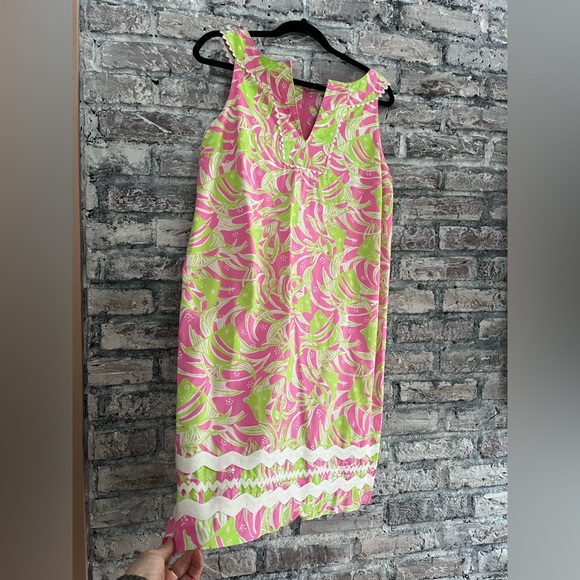 Lilly Pulitzer fully lined shift dress with gorgeous trim and full back zipper - Picture 7 of 9